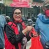 Ria Hartini Turun ke Jalan, Bagikan Masker dan Makanan di Tengah Dampak Erupsi GAK
